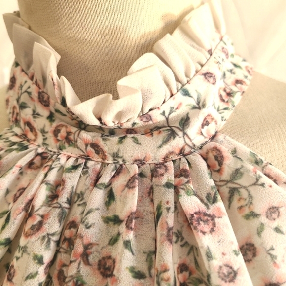 Bellevue Sleeveless Floral Maxi Dress / Tagged Medium - Picture 5 of 7